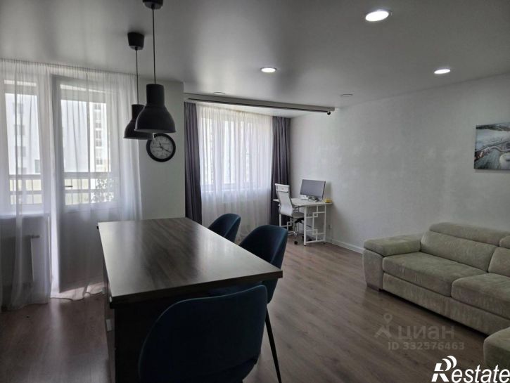 3-комн квартира ул Старых Большевиков, 3в,  д. 3в