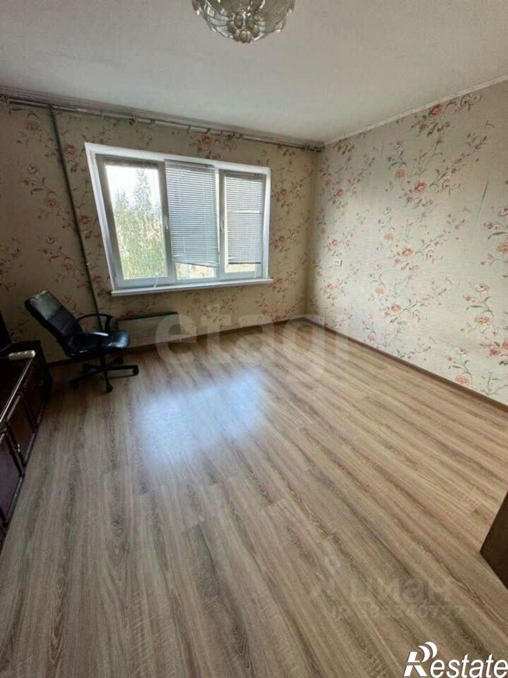 3-комн квартира ул Пехотинцев, 11,  д. 11
