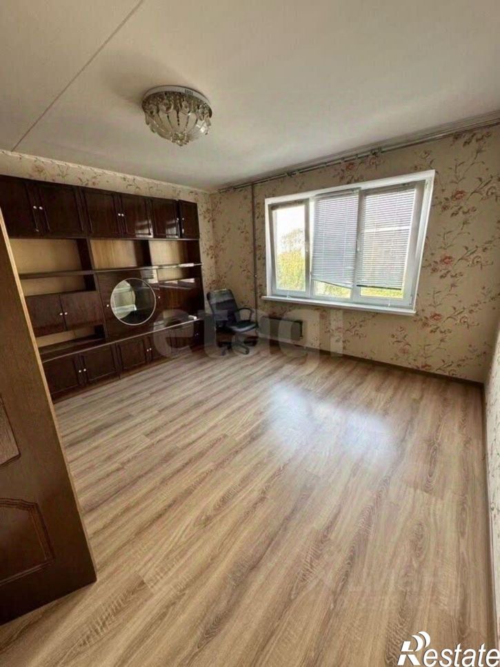 3-комн квартира ул Пехотинцев, 11,  д. 11