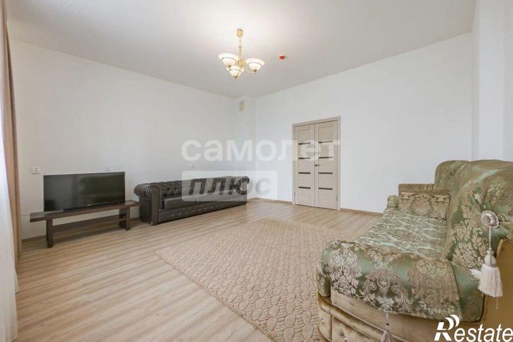 3-комн квартира пр-кт Академика Сахарова, 87,  д. 87