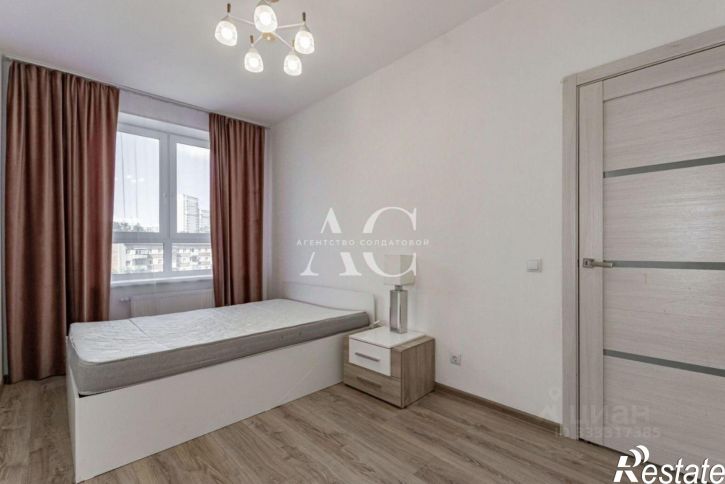 4-комн квартира ул Блюхера, 38,  д. 38