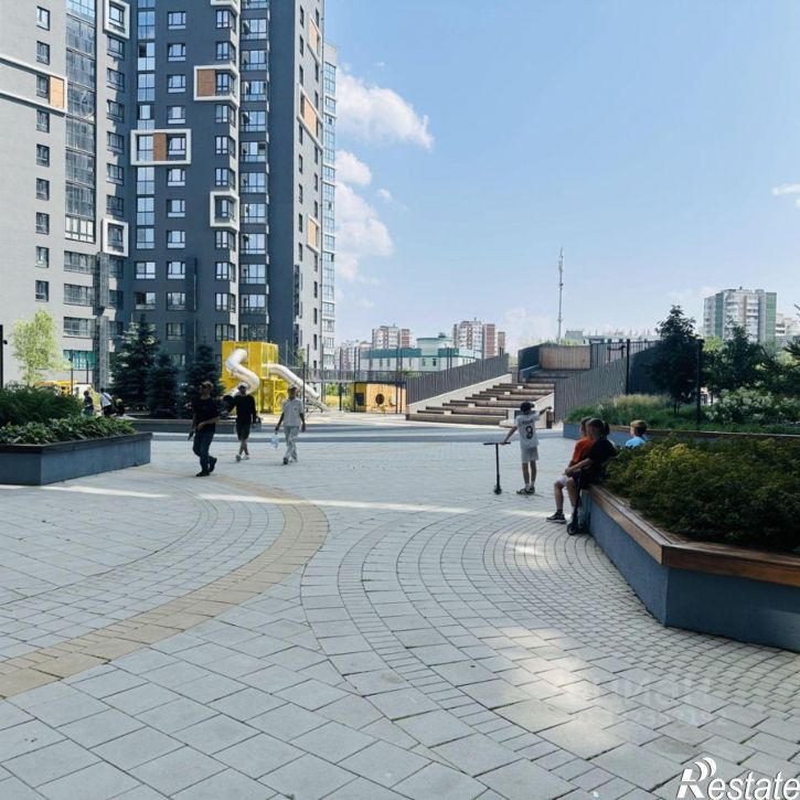 2-комн квартира ул 8 Марта, 204Г/5,  д. 204Г/5
