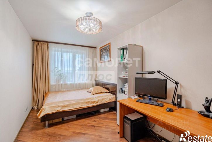 3-комн квартира ул Учителей, 18,  д. 18