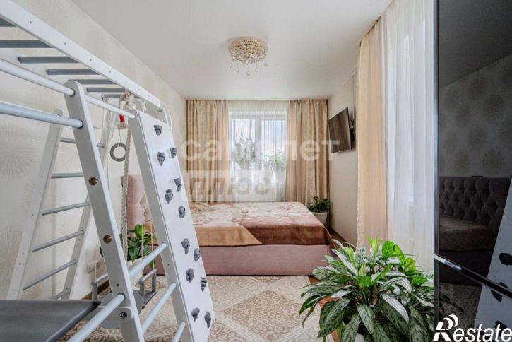 3-комн квартира ул Учителей, 18,  д. 18