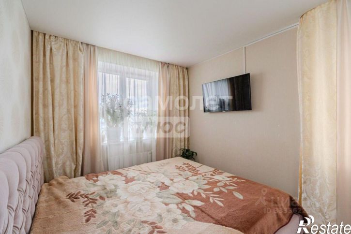 3-комн квартира ул Учителей, 18,  д. 18