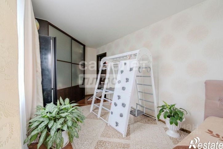 3-комн квартира ул Учителей, 18,  д. 18
