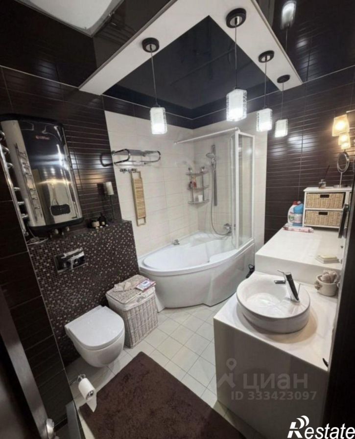 3-комн квартира ул Сакко и Ванцетти, 47,  д. 47