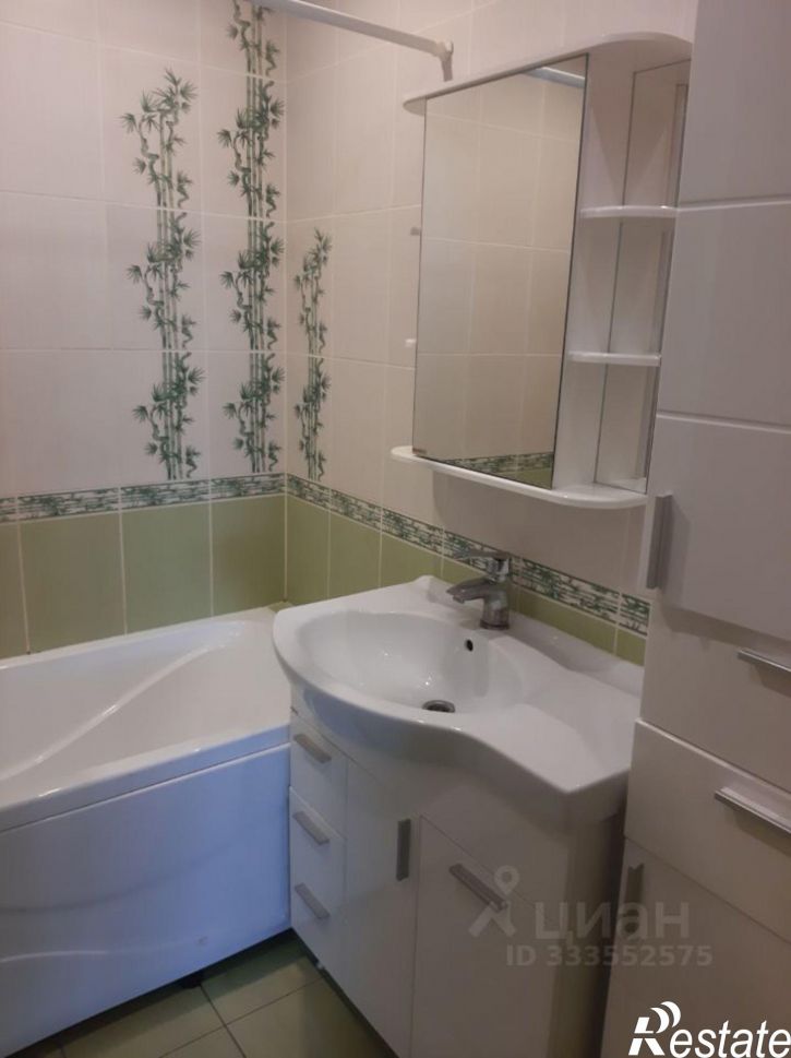 2-комн квартира улица Смазчиков, 3,  д. 3