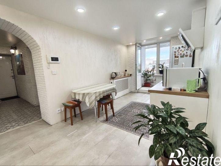 4-комн квартира Техническая улица, 80,  д. 80