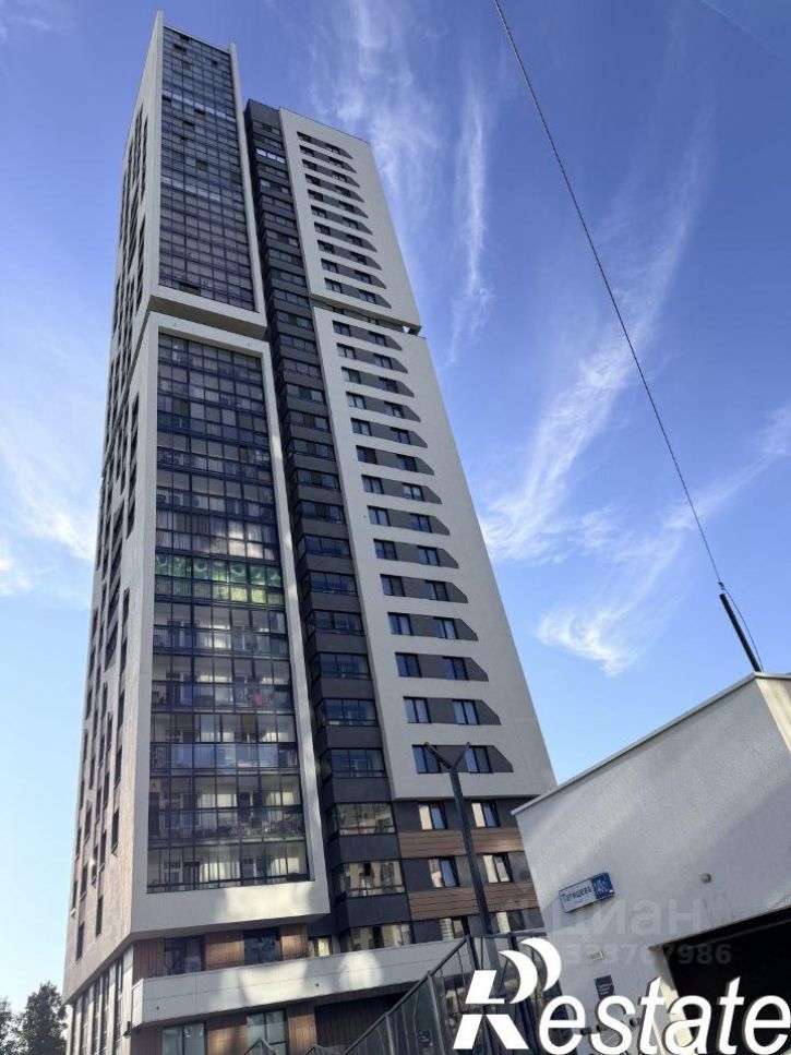 2-комн квартира улица Татищева, 140,  д. 140
