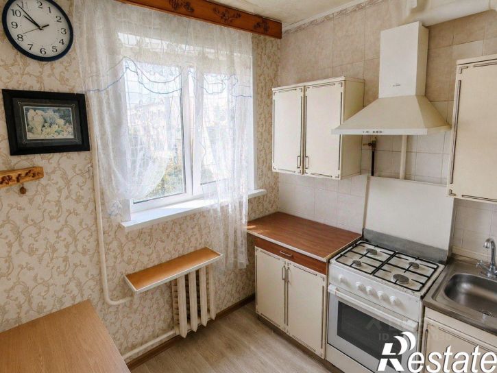 2-комн квартира улица Авиаторов, 3,  д. 3