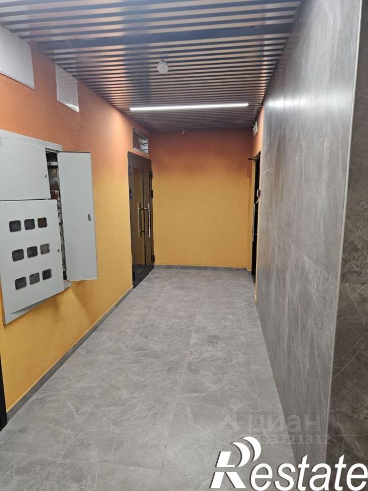 2-комн квартира Студенческая улица, 1,  д. 1