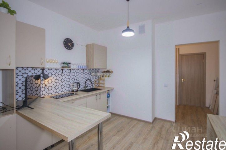 3-комн квартира улица Блюхера, 38,  д. 38