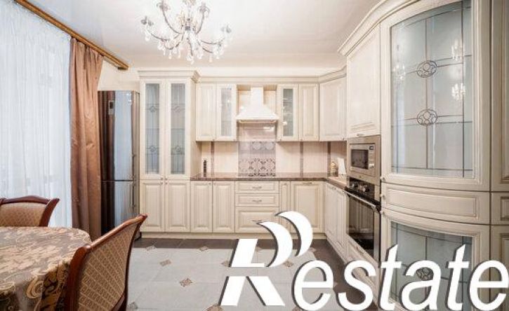 3-комн квартира улица Островского, 1,  д. 1