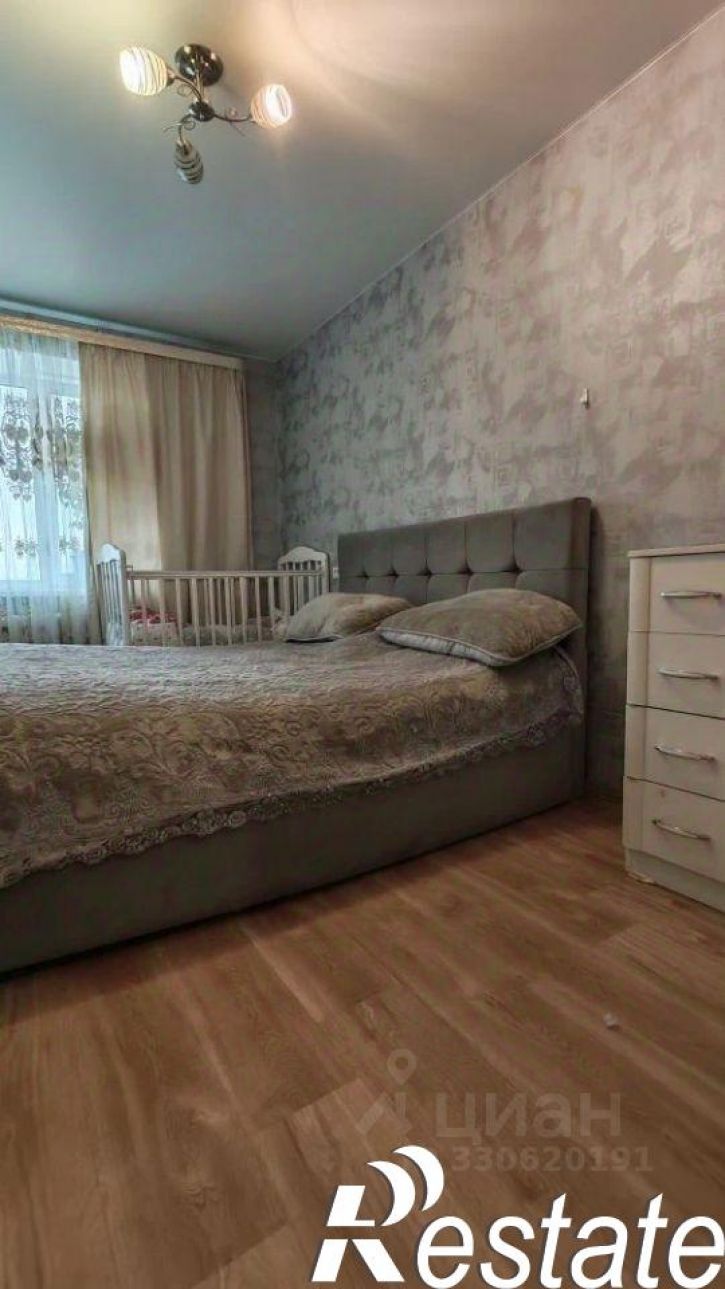 3-комн квартира улица Миномётчиков, 28,  д. 28