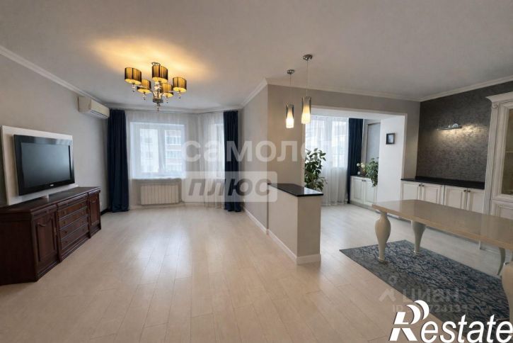 3-комн квартира улица Крылова, 27,  д. 27