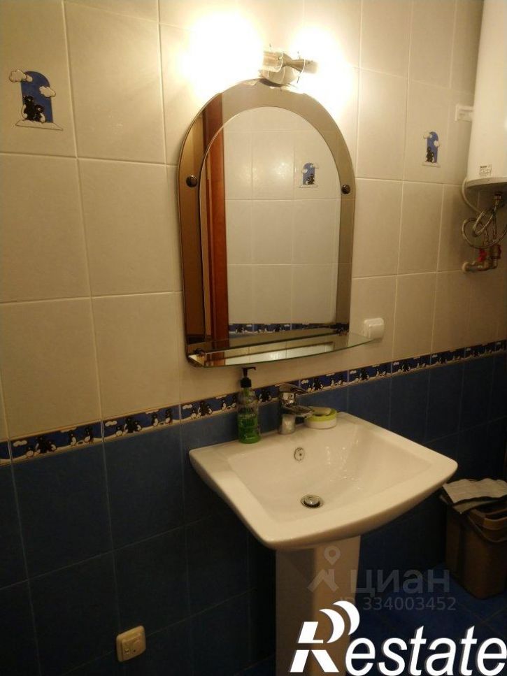4-комн квартира улица Бажова, 51,  д. 51