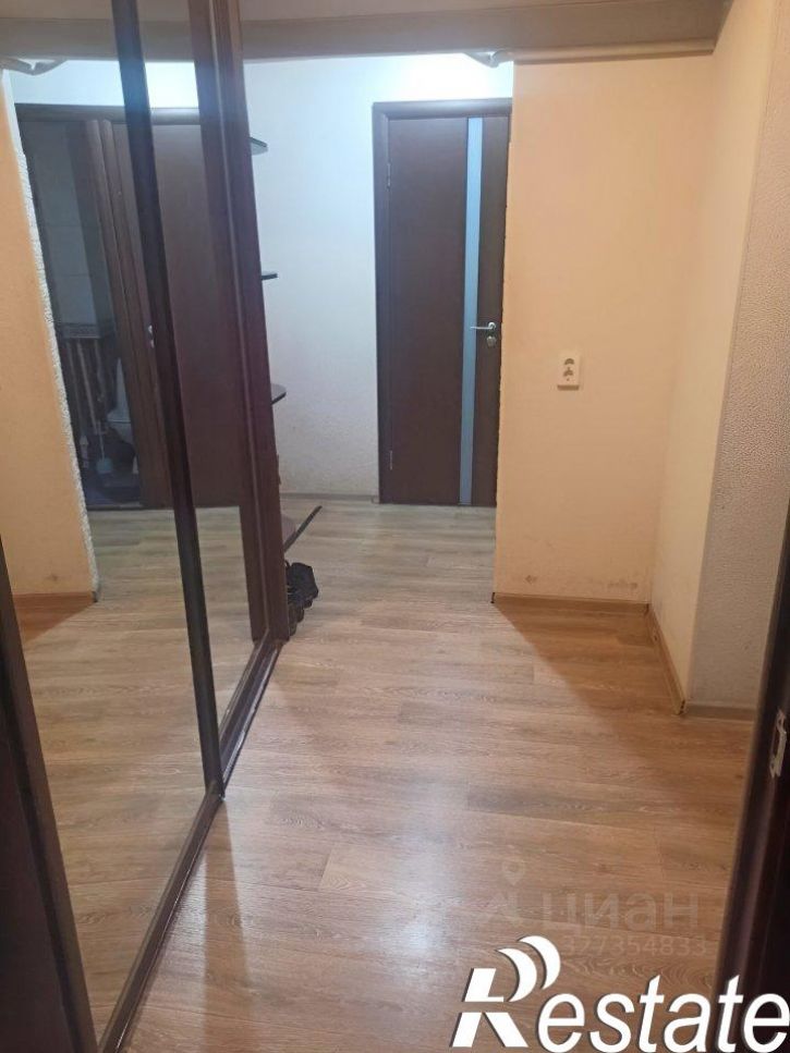 2-комн квартира улица Старых Большевиков, 52,  д. 52
