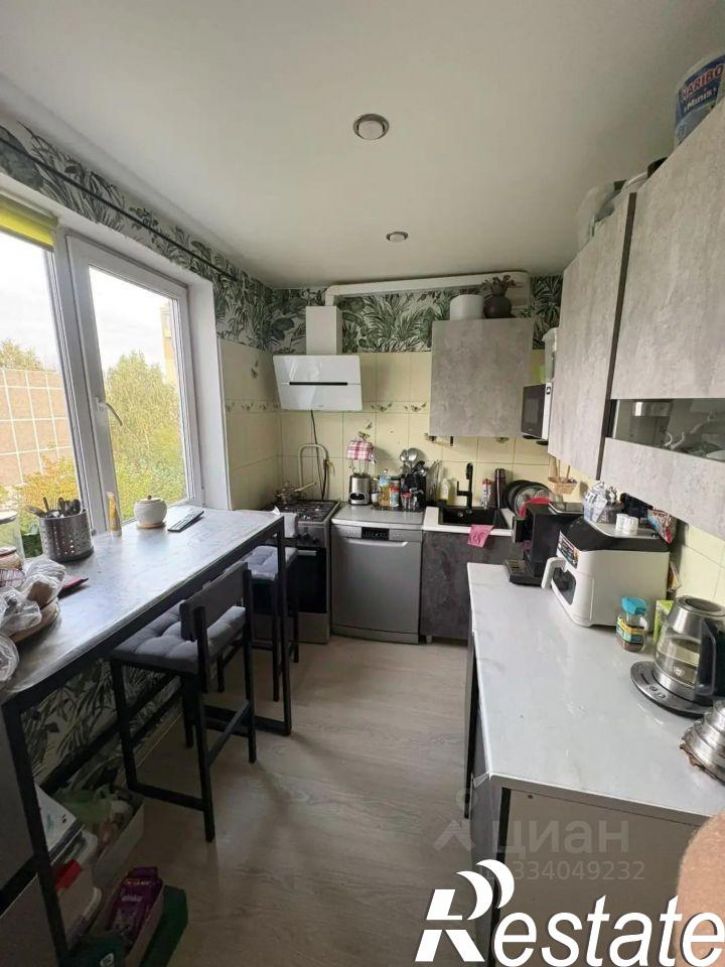 3-комн квартира улица Серафимы Дерябиной, 23,  д. 23
