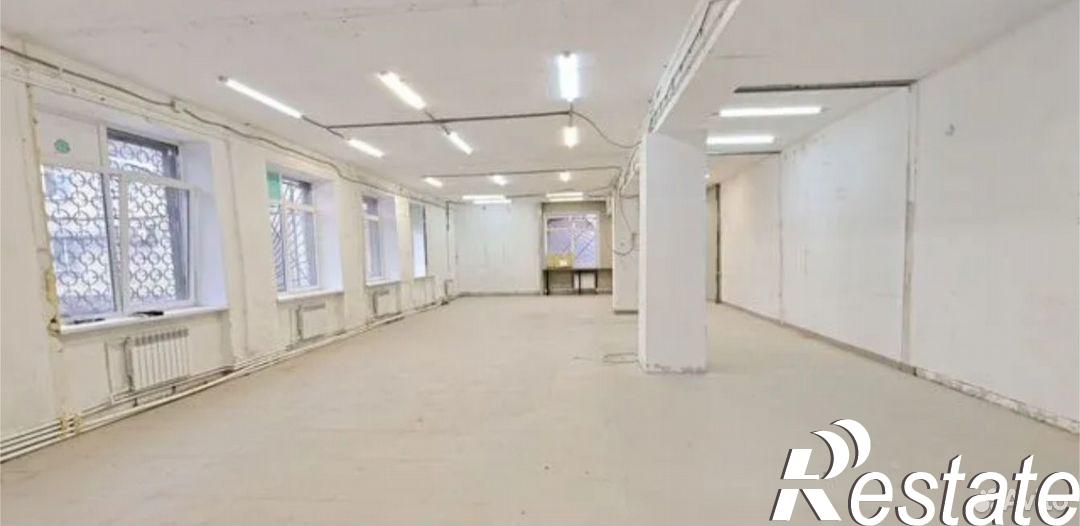 Купить торговое помещение за 65 000 000 рублей на улица Испытателей, 16А