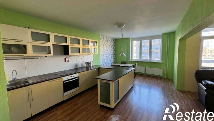 3-комн квартира улица Краснолесья, 24,  д. 24