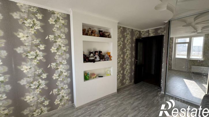 3-комн квартира улица Краснолесья, 24,  д. 24