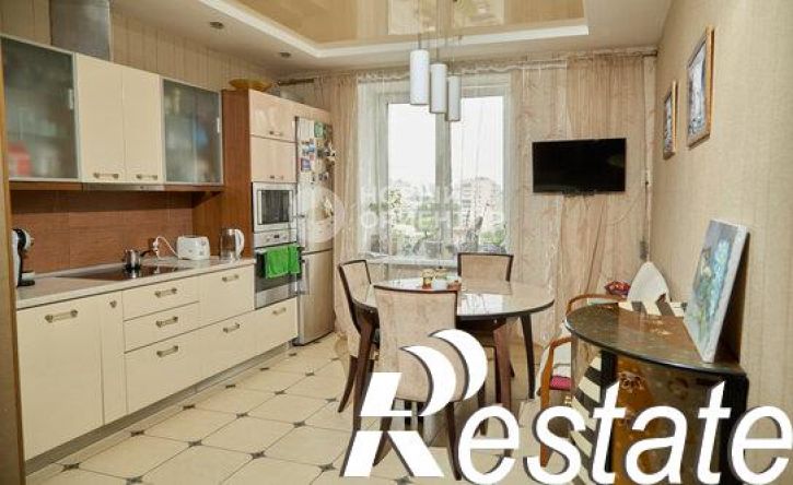 4-комн квартира улица Степана Разина, 95,  д. 95