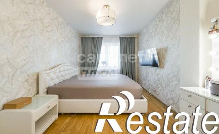 3-комн квартира Комсомольская улица, 76,  д. 76