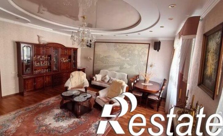 3-комн квартира улица Шейнкмана, 75,  д. 75