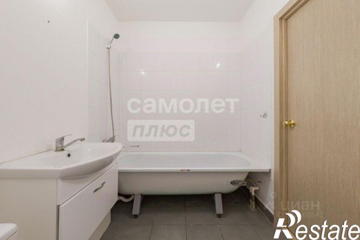 1-комн квартира улица Академика Парина, 45,  д. 45