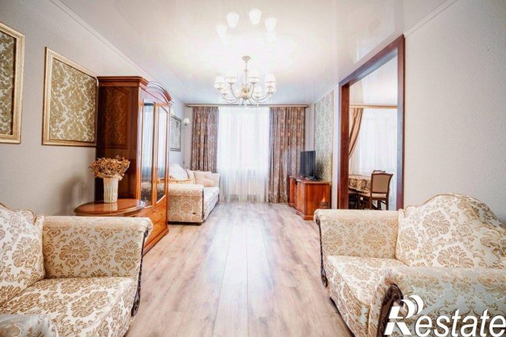 3-комн квартира улица Островского, 1,  д. 1