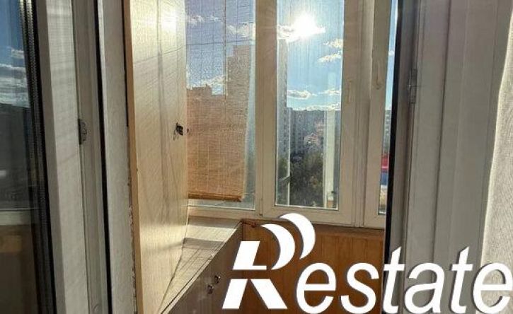 2-комн квартира улица Фрезеровщиков, 39,  д. 39