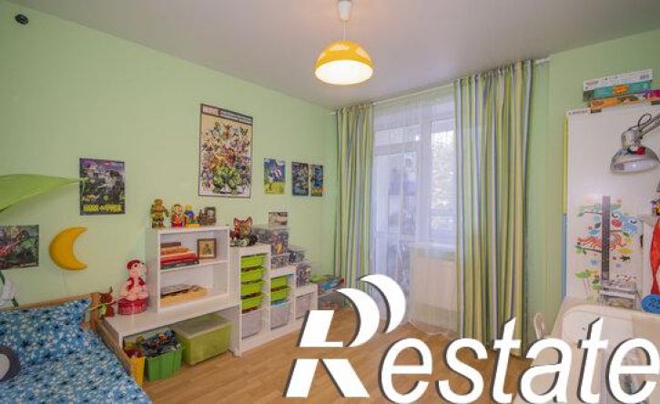 3-комн квартира улица Амундсена, 118,  д. 118