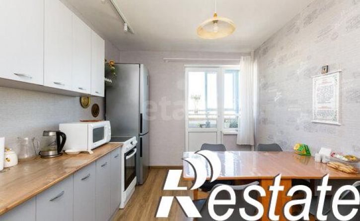 3-комн квартира улица Вильгельма де Геннина, 37,  д. 37
