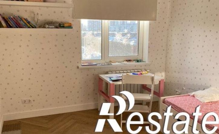 3-комн квартира улица Цвиллинга, 7А,  д. 7А