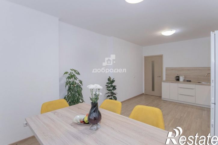 3-комн квартира ул. Водоёмная,76