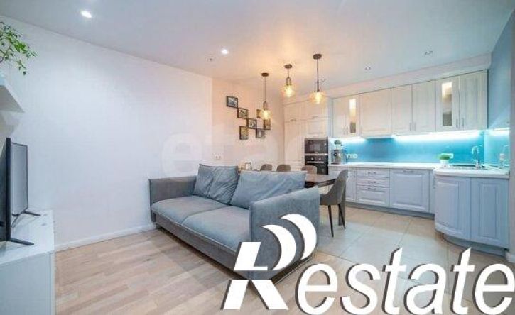 3-комн квартира улица Новаторов, 8В,  д. 8В