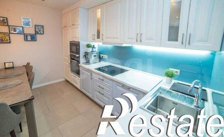 3-комн квартира улица Новаторов, 8В,  д. 8В