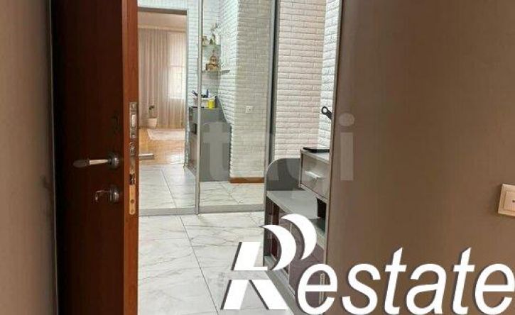 3-комн квартира улица Татищева, 90,  д. 90